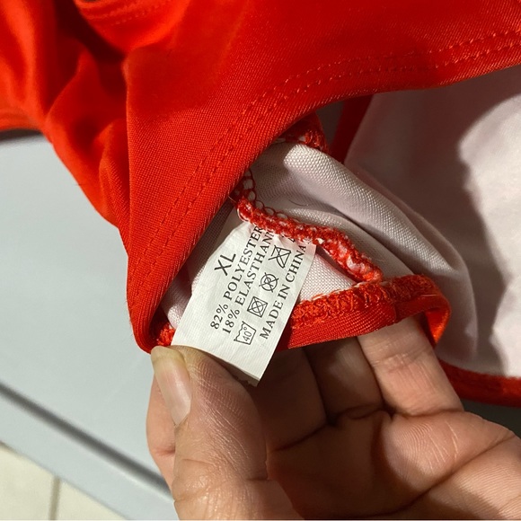 Bundle of 4 bathing suits - Picture 7 of 9